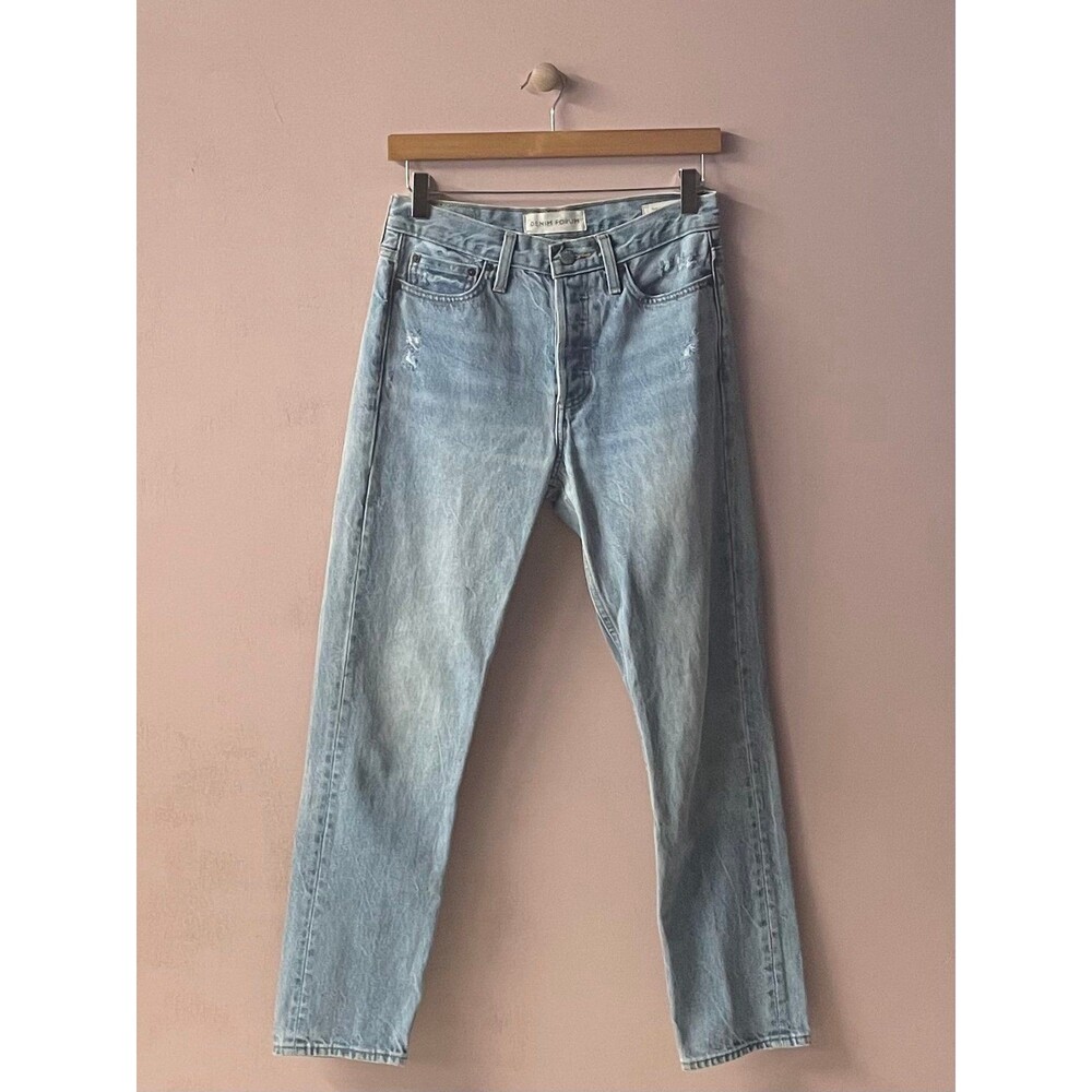 Aritzia Light Wash Boyfriend Jeans